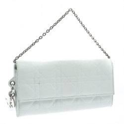 مملوكة مسبقًا حقيبة كلتش ديور ليدي ديور جلد كاناج بيضاء