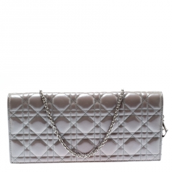 مملوكة مسبقًا حقيبة كلتش ديور ليدي ديور جلد لامعة مبطنة كاناج رمادية