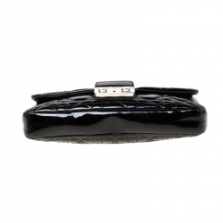 مملوكة مسبقًا Dior Black Patent Leather New Lock Chain Clutch Bag
