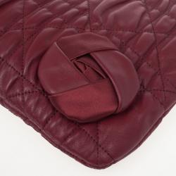 مملوكة مسبقًا Dior Red Cannage Quilted Lambskin Delidior Satin Rosette Small Clutch