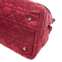 مملوكة مسبقًا Dior Quilted Red Satin Cannage Charming Lock Satchel