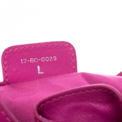 مملوكة مسبقًا حقيبة كتف كريستيان ديور لو ترنت جلد أروجوانية