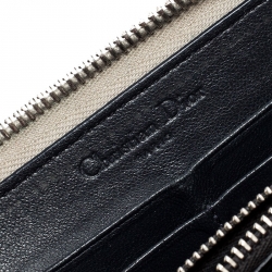 Pre Owned محفظة ديور جلد كاناج فضية ميتاليك بسحاب محيط