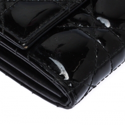 مملوكة مسبقًا Dior Black Cannage Patent Leather Wallet on Chain