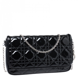 مملوكة مسبقًا Dior Black Patent Leather Chain Clutch