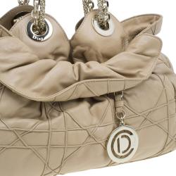 مملوكة مسبقًا Dior Beige Lambskin Cannage Le Trente Hobo