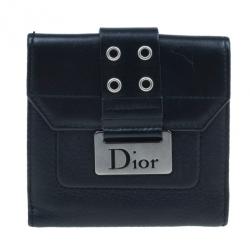 مملوكة مسبقًا Dior Black Leather Chic Compact Wallet