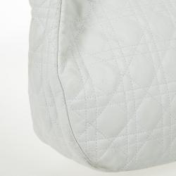 مملوكة مسبقًا Christian Dior White Quilted Leather Cannage Medium Lady Dior Hobo Bag