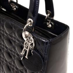 مملوكة مسبقًا Christian Dior Navy Blue Lady Dior Medium Patent Bag