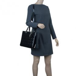 Pre Owned حقيبة يد ديور ليدي ديور جلد لامع سوداء كبيرة