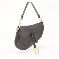 مملوكة مسبقًا Dior Black Grained Leather Saddle Bag