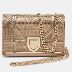 Pre Owned Dior Gold Micro Cannage Patent Leather Baby Diorama Shoulder Bag