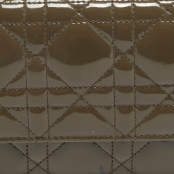 مملوكة مسبقًا Dior Olive Green Cannage Patent Leather Lady Dior Rendezvous Wallet on Chain