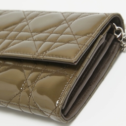 مملوكة مسبقًا Dior Olive Green Cannage Patent Leather Lady Dior Rendezvous Wallet on Chain