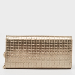 مملوكة مسبقًا محفظة بسلسلة ديور كرويزير جلد لامع ميكروكاناج ذهبي ميتاليك 