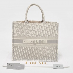 Pre Owned Dior Grey Oblique Embroidered Canvas Large Book Tote