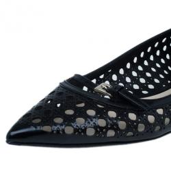 مملوكة مسبقًا Dior Black Leather Cannage Cutout Ballet Flats Size 40
