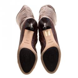 مملوكة مسبقًا Dior Brown Quilted Cannage Leather Logo Charm Knee High Boots Size 36.5