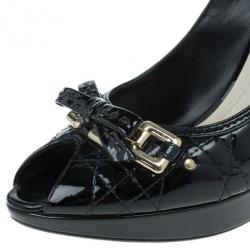 مملوكة مسبقًا Dior Black Patent Cannage Peep Toe Platform Pumps Size 40