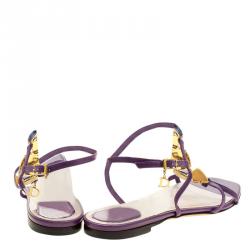 مملوكة مسبقًا صندل فلات ديور جلد بنفسجي مزخرف مقاس 40