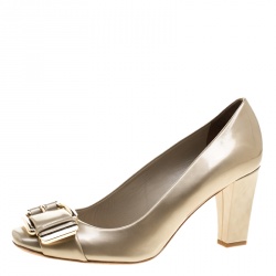 Dior Grey Patent Leather Buckle Pumps Size 39.5