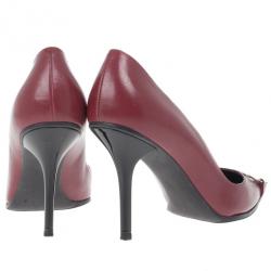 مملوكة مسبقًا Dior Red Leather Heart Logo Pumps Size 36.5