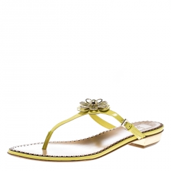 Pre Owned صندل بإصبع ديور تفاصيل زهور جلد لامع أصفر ليموني مقاس 38