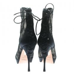 مملوكة مسبقًا Dior Black Lace And Satin Mock Lace Up Peep Toe Ankle Booties Size 36