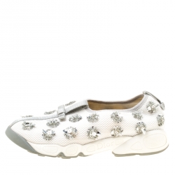 مملوكة مسبقًا حذاء رياضي ديور سليب أون مزخرفة ترتر زهور فوشيون شبك أبيض مقاس 39