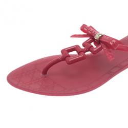 Pre Owned صندل ديور وردي جيلي ثونغ مقاس 39