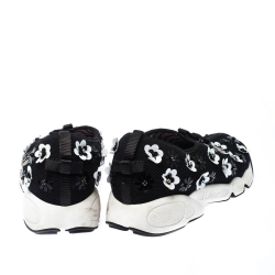 مملوكة مسبقًا حذاء رياضي ديور مرصع فيوجن شبك أسود مقاس 39