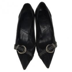 مملوكة مسبقًا Christian Dior Black Pointed Toe Buckle Pumps Size 38.5