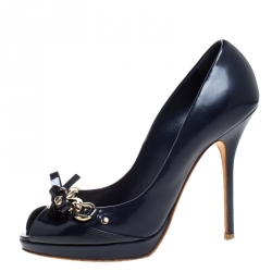 مملوكة مسبقًا Dior Navy Blue Leather Bow Chain Detail Peep Toe Pumps Size 37.5