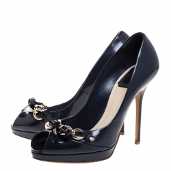 مملوكة مسبقًا Dior Navy Blue Leather Bow Chain Detail Peep Toe Pumps Size 37.5