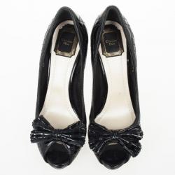 مملوكة مسبقًا Christian Dior Black Patent Cannage Bow Peep Toe Pumps Size 39.5