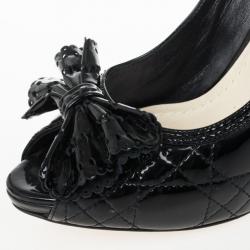 مملوكة مسبقًا Christian Dior Black Patent Cannage Bow Peep Toe Pumps Size 39.5