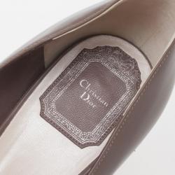 Pre Owned Christian Dior Grey Patent Pumps Size 38.5