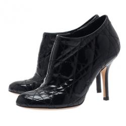 مملوكة مسبقًا بوت كاحل ديور كاناج جلد لامع أسود مقاس 35