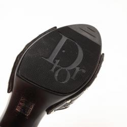Pre Owned Dior Black Leather Cannage Slides Size 39