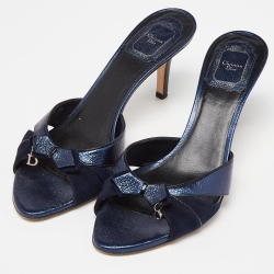 Pre Owned Dior Two Tone Blue Leather and Suede Bow Slide Sandals Size 39