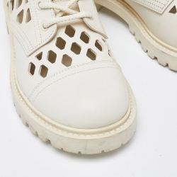 مملوكة مسبقًا Dior White Cut Out Leather Buckle Details Mid Calf Boots Size 39.5