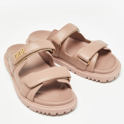 مملوكة مسبقًا Dior Dusty Pink Leather DiorAct Flat Sandals Size 42