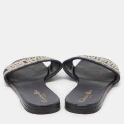 مملوكة مسبقًا Christian Dior Beige/Blue Canvas Flat Slides Size 40