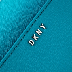 مملوكة مسبقًا Dkny Blue Leather Medium Bryant Crossbody Bag  