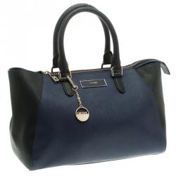 مملوكة مسبقًا حقيبة يد دي كي أن واي شوبر جلد سوداء/ زرقاء