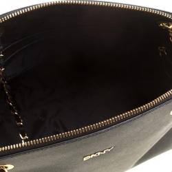 Pre Owned حقيبة دي كي أن واي مستديرة جلد سافيانو سوداء