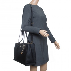 Pre Owned DKNY Black Leather Double Zip Convertible Tote