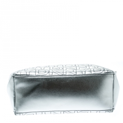 Pre Owned DKNY Silver Signature Leather Zip Tote
