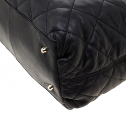 Pre Owned DKNY Black Quilted Leather Tote