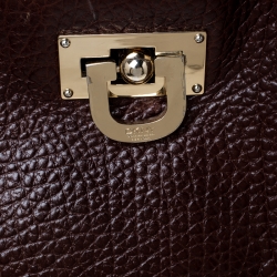 مملوكة مسبقًا حقيبة شوبر DKNY كورتني جلد نحاسي
